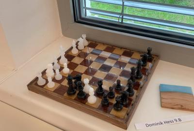 Šachy, D. Hess, 9. B, kroužek Kreativní technická dílna, vedl P. Honza