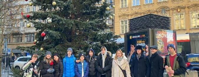 Návštěva divadla 13.12. 2022