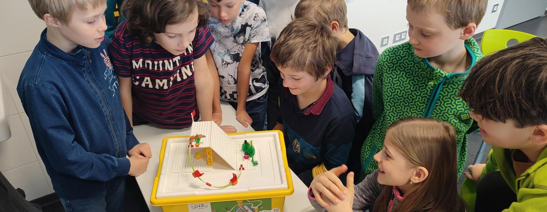 LEGO Education (4.C)