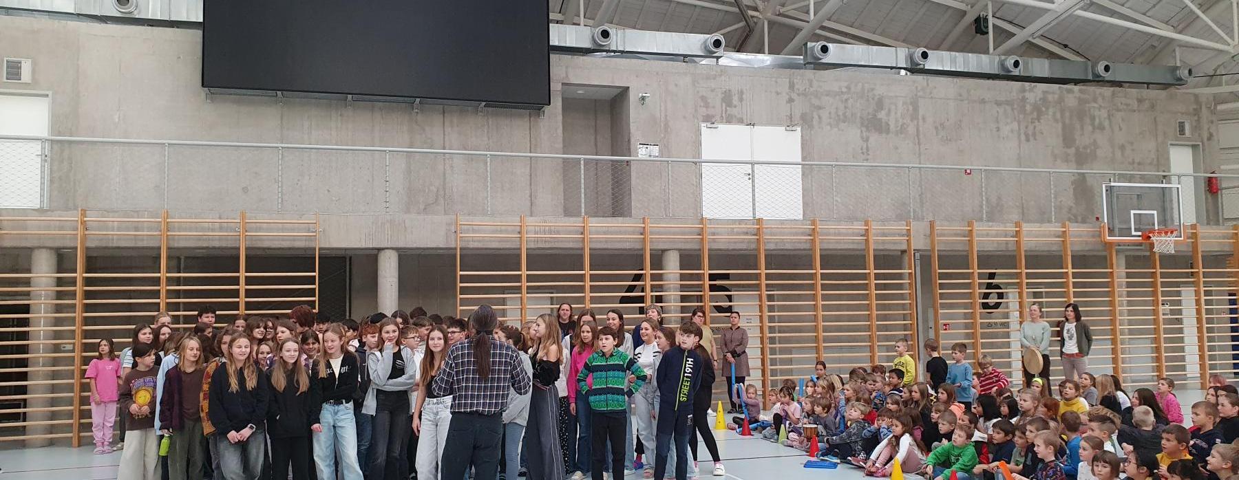 Bubnovali jsme, aby byly děti slyšet