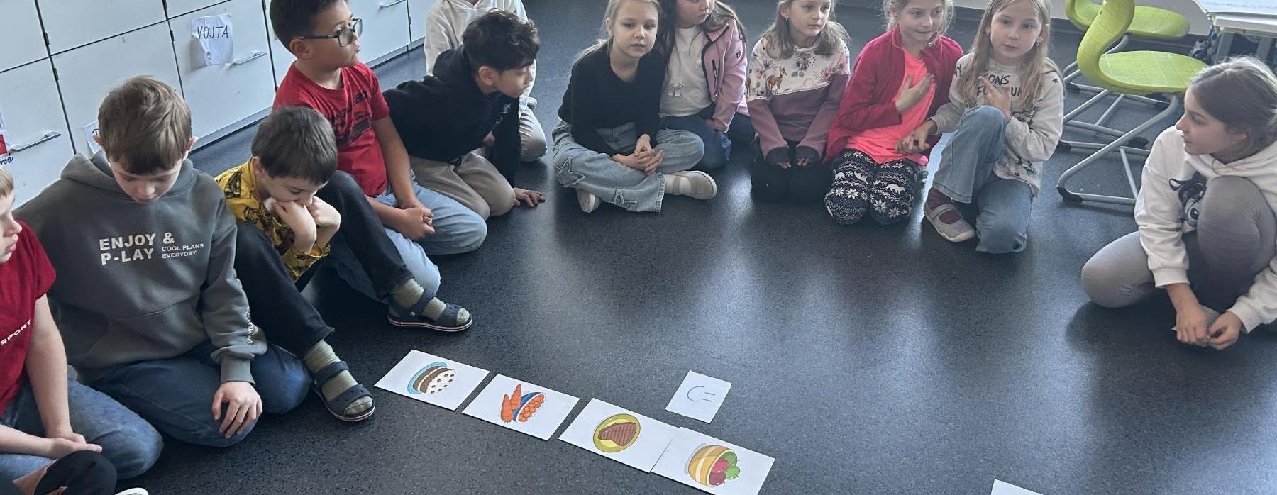 Angličtina u nás chutná: Lunch time ve 2. A