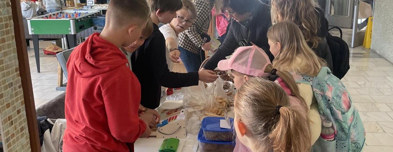 Dobročinnost v praxi aneb když se pojmy z učebnice naplní obsahem