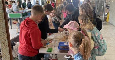 Dobročinnost v praxi aneb když se pojmy z učebnice naplní obsahem