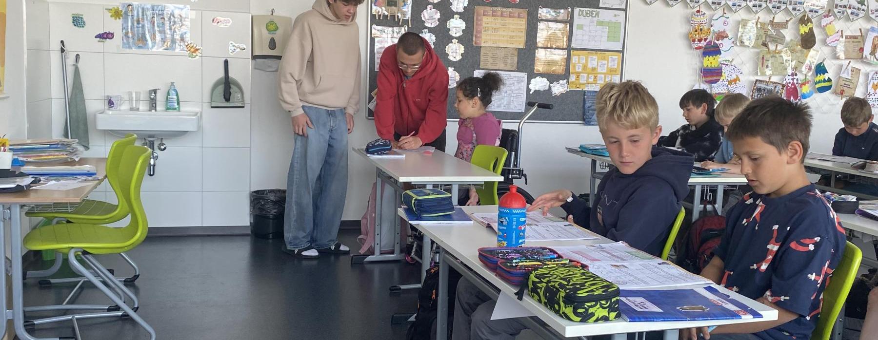 Jeden den učitelem (4.B)
