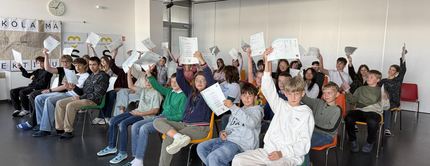 Certifikáty Cambridge English byly slavnostně předány